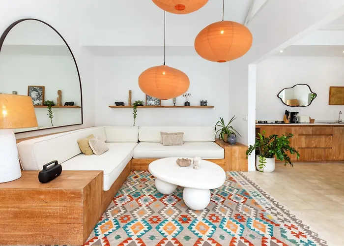 Gauguin By Finder Villa Seminyak (Bali)