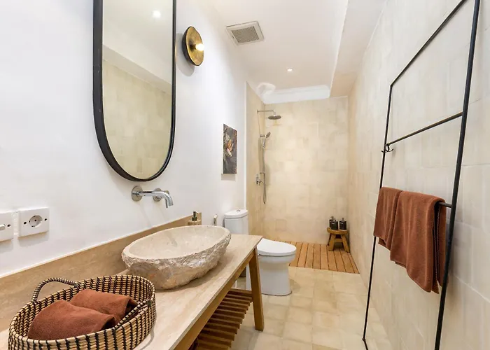 Gauguin By Finder Villa Seminyak (Bali)